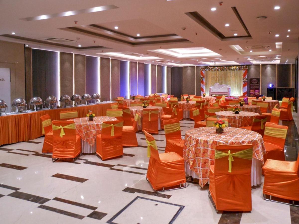 ניו דלהי Hotel Saket 27 מראה חיצוני תמונה