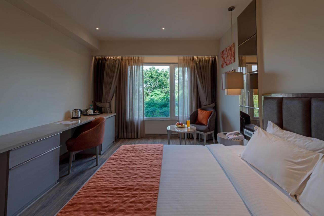 ניו דלהי Hotel Saket 27 מראה חיצוני תמונה