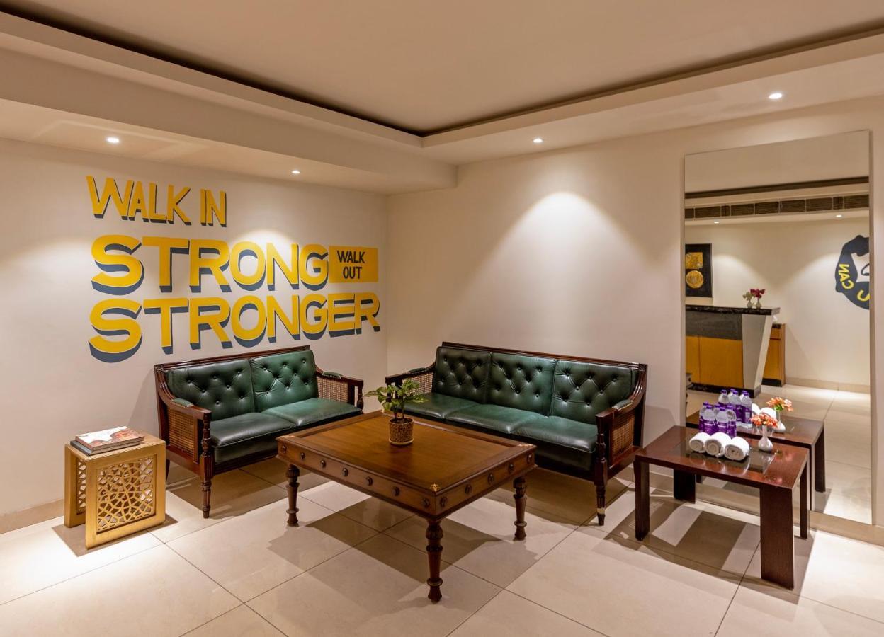 ניו דלהי Hotel Saket 27 מראה חיצוני תמונה