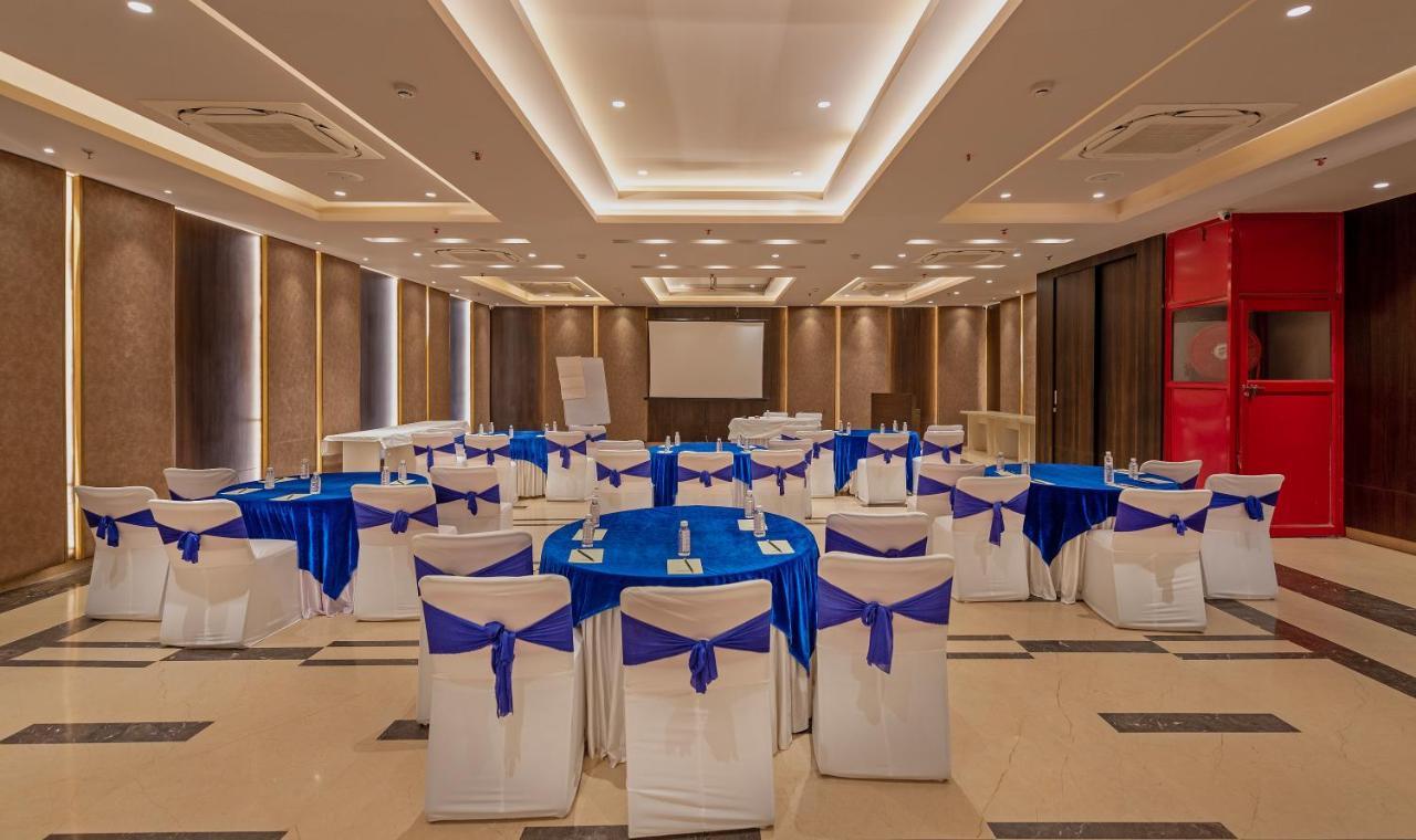 ניו דלהי Hotel Saket 27 מראה חיצוני תמונה