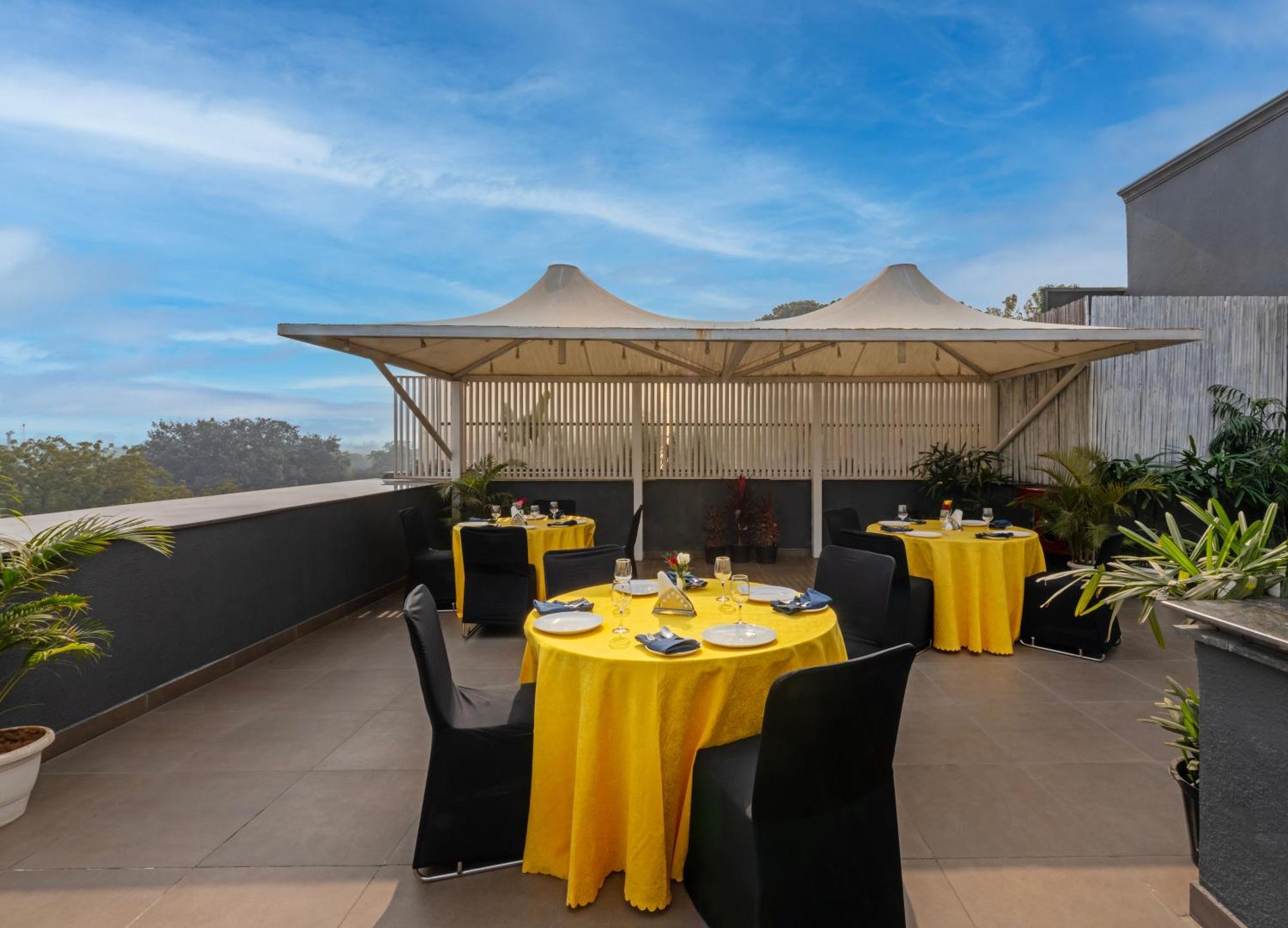 ניו דלהי Hotel Saket 27 מראה חיצוני תמונה