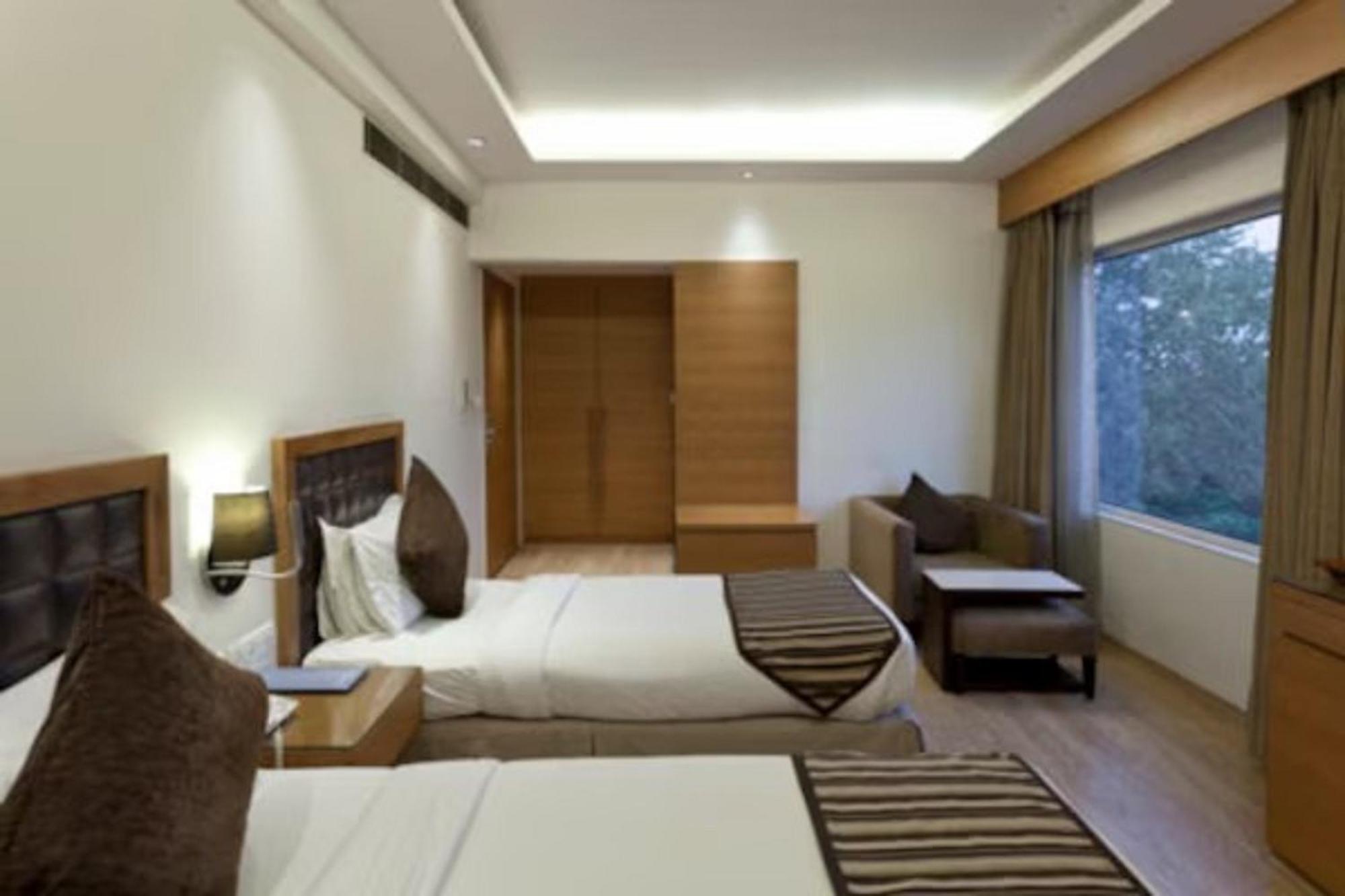 ניו דלהי Hotel Saket 27 מראה חיצוני תמונה